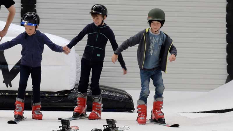 Learn to ski at Queenstown Indoor Snow Park - The ultimate environment to learn and perfect your techniques all year round!